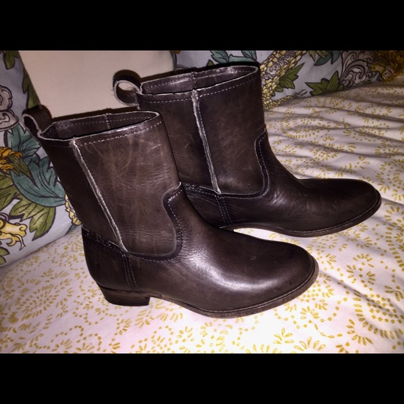 FRYE Boots - Picture 2 of 5